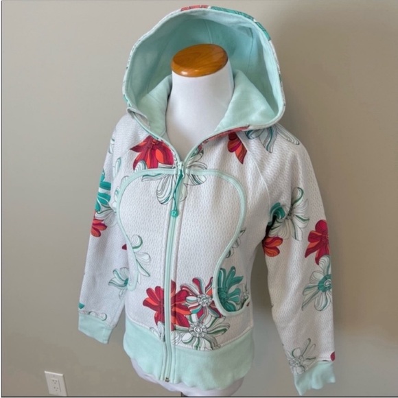 Lululemon Floral Scuba Hoodie - Picture 2 of 9